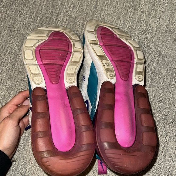 Nike Air Max 270 - Picture 4 of 5